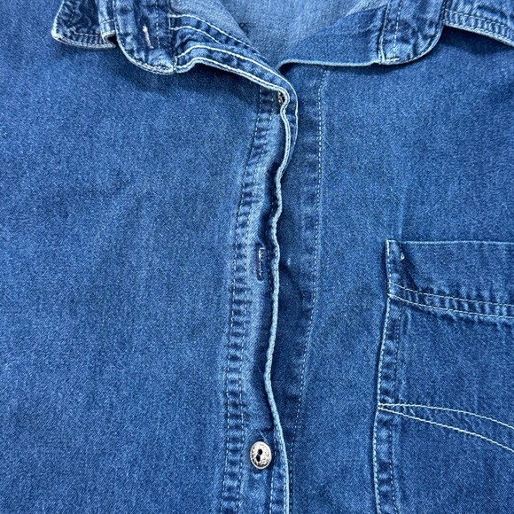 Goodfellow Clothing Company Denim Shirt Blue Long Sleeve Button Down Women Large - Picture 8 of 11
